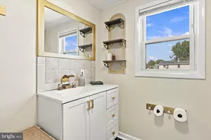 55 Autumn Ln, Levittown, PA 19055 - Photo 26