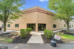 307 - 312 406 Camars Dr, Warminster, PA 18974 - Photo 1