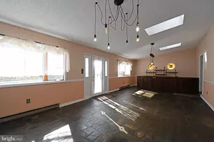 37 N Eastview Ave, Feasterville-Trevose, PA 19053 - Photo 12