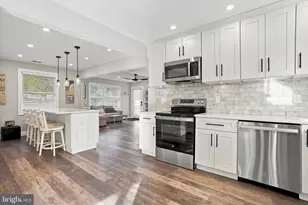 12 Nettletree Ln, Levittown, PA 19054 - Photo 8