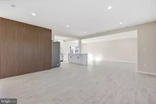 17 Idolstone Rd, Levittown, PA 19057 - Photo 6