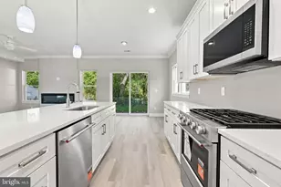 2074 New York Ave, Bensalem, PA 19020 - Photo 10