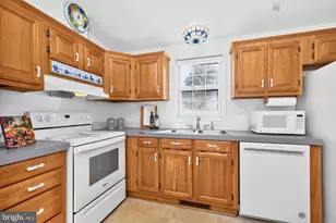 447 Cardinal Ct N, New Hope, PA 18938 - Photo 20
