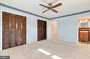11 Spring Valley Rd, Levittown, PA 19056 - Photo 22