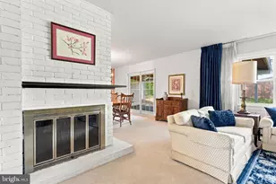 11 Spring Valley Rd, Levittown, PA 19056 - Photo 10