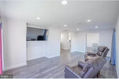 31 Vista Road, Levittown, PA 19057 - Photo 14