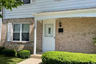 1908 Arrowood Dr, Bensalem, PA 19020 - Photo 2