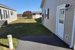 118 Glenridge, Carlisle, PA 17015 - Photo 2