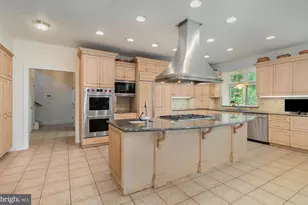 10 Sand Pine Ct, Mechanicsburg, PA 17050 - Photo 8