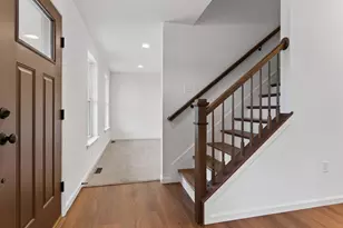 25 Essex Dr, Carlisle, PA 17015 - Photo 2