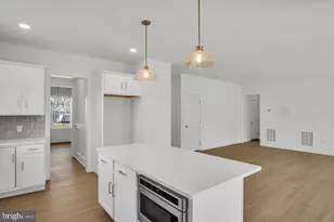 234 Forgedale Dr, Carlisle, PA 17015 - Photo 4