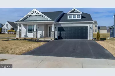 304 Amberleigh Lane, Shippensburg, PA 17257 - Photo 2