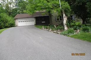 9 Montsera Rd, Carlisle, PA 17015 - Photo 14