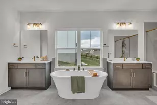 2034 N Fall Harvest Dr, Mechanicsburg, PA 17055 - Photo 16