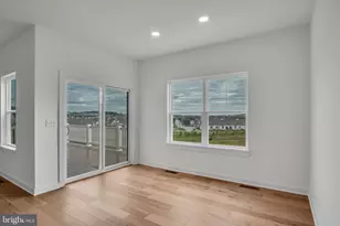 2034 N Fall Harvest Dr, Mechanicsburg, PA 17055 - Photo 8