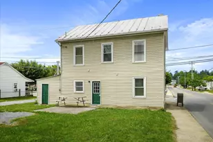 14 W Burd St, Shippensburg, PA 17257 - Photo 28