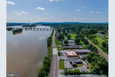 902 N Front Street, Wormleysburg, PA 17043 - Photo 18