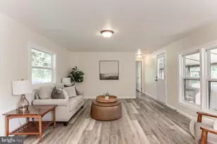 37 Creekside Ln, Carlisle, PA 17015 - Photo 6