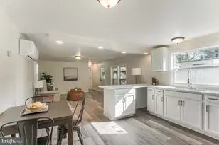 37 Creekside Ln, Carlisle, PA 17015 - Photo 1