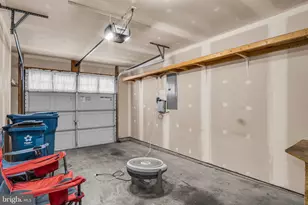 343 Melbourne Ln, Mechanicsburg, PA 17055 - Photo 8