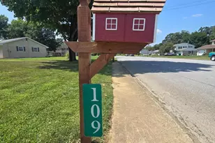 109 Sycamore Dr, Mount Holly Springs, PA 17065 - Photo 4