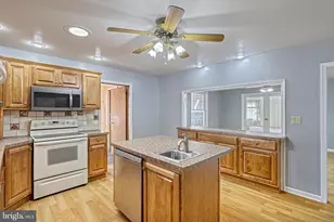 305 W Shady Ln, Enola, PA 17025 - Photo 16