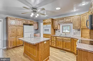 305 W Shady Ln, Enola, PA 17025 - Photo 14