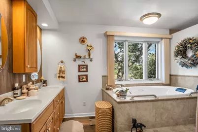 211 W Middlesex Drive, Carlisle, PA 17013 - Photo 30