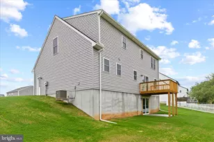 10 Stream Dr, Carlisle, PA 17013 - Photo 32