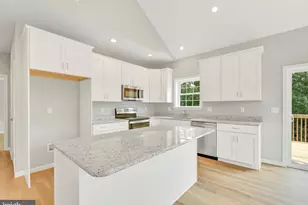 8 Lantern Ct, Carlisle, PA 17013 - Photo 6