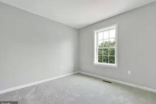 8 Lantern Ct, Carlisle, PA 17013 - Photo 18