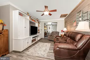 401 Stonehedge Ln, Mechanicsburg, PA 17055 - Photo 6