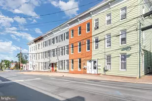 212 W Allen St, Mechanicsburg, PA 17055 - Photo 2