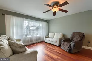 560 Boxwood Ln, Carlisle, PA 17015 - Photo 6