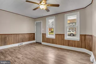 27 S Spring Garden St, Carlisle, PA 17013 - Photo 4