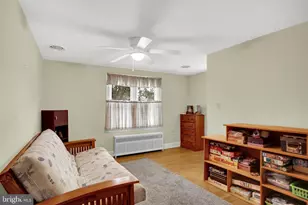 920 N West St, Carlisle, PA 17013 - Photo 26