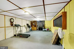 920 N West St, Carlisle, PA 17013 - Photo 32