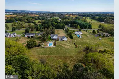 111 N Old Stonehouse Road, Carlisle, PA 17015 - Photo 4