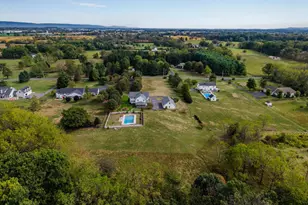 111 N Old Stonehouse Rd, Carlisle, PA 17015 - Photo 4