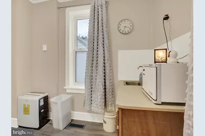 411 S 32nd Street, Camp Hill, PA 17011 - Photo 6
