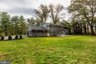 908 W Walnut St, Wormleysburg, PA 17043 - Photo 2