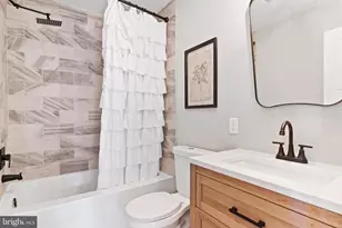 837 W Foxcroft Dr, Camp Hill, PA 17011 - Photo 16