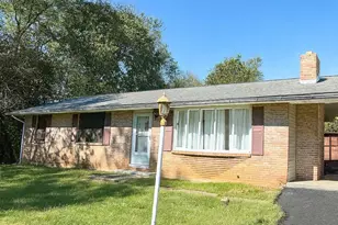 1536 W Trindle Rd, Carlisle, PA 17015 - Photo 1