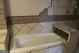 815 Appletree Ln, Mechanicsburg, PA 17050 - Photo 16