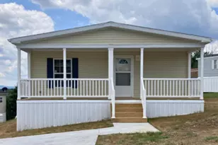 14 Northview Dr, Carlisle, PA 17013 - Photo 2