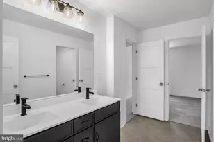 18 Old Moss Ln, Carlisle, PA 17013 - Photo 12