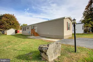 113 Big Spring Ter, Newville, PA 17241 - Photo 2