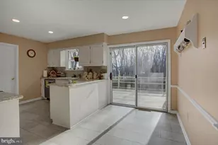 300 Acre Dr, Carlisle, PA 17013 - Photo 18