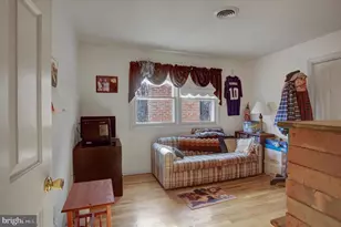 300 Acre Dr, Carlisle, PA 17013 - Photo 32