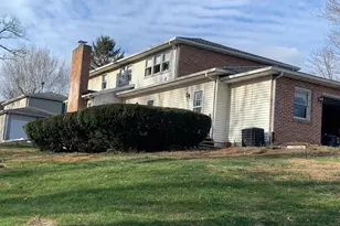 300 Acre Dr, Carlisle, PA 17013 - Photo 8